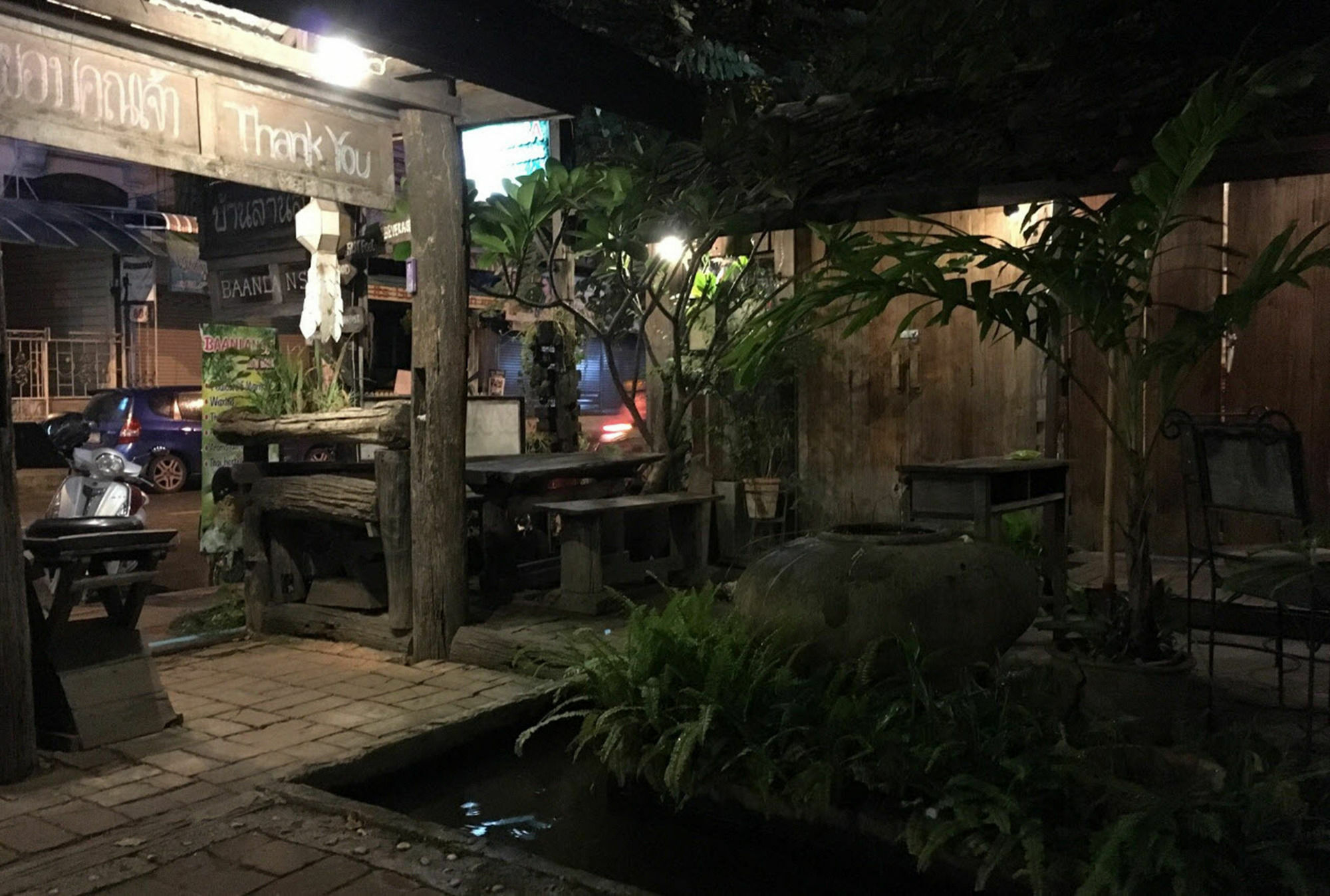 Baanlansa Bed&Bar Hotel Chiang Mai Eksteriør billede